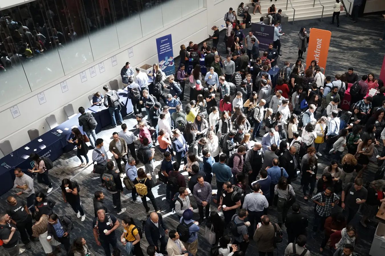 Beyond the Business Card: A Tactical Guide to Modern Professional Networking