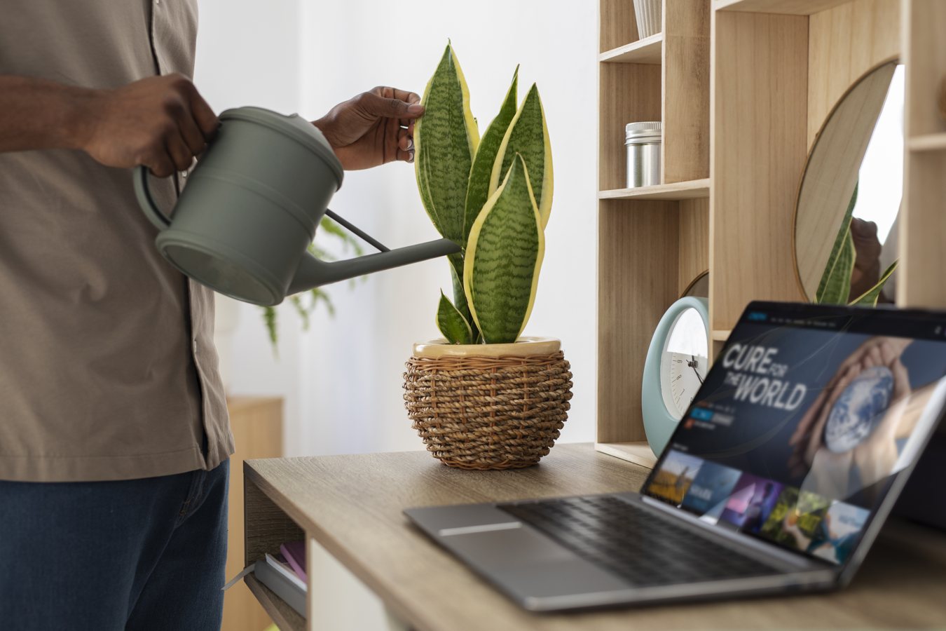 The Lifespan Loop: How Choosing a Long-Lasting Laptop Protects the Planet